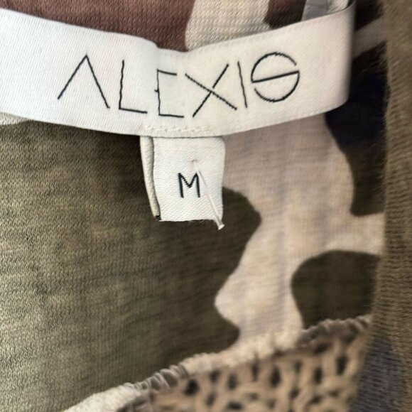 Alexis Women Long Sleeve Zip Front Closure Zipper Front Pocket Jacket Camouflage - Picture 6 of 15